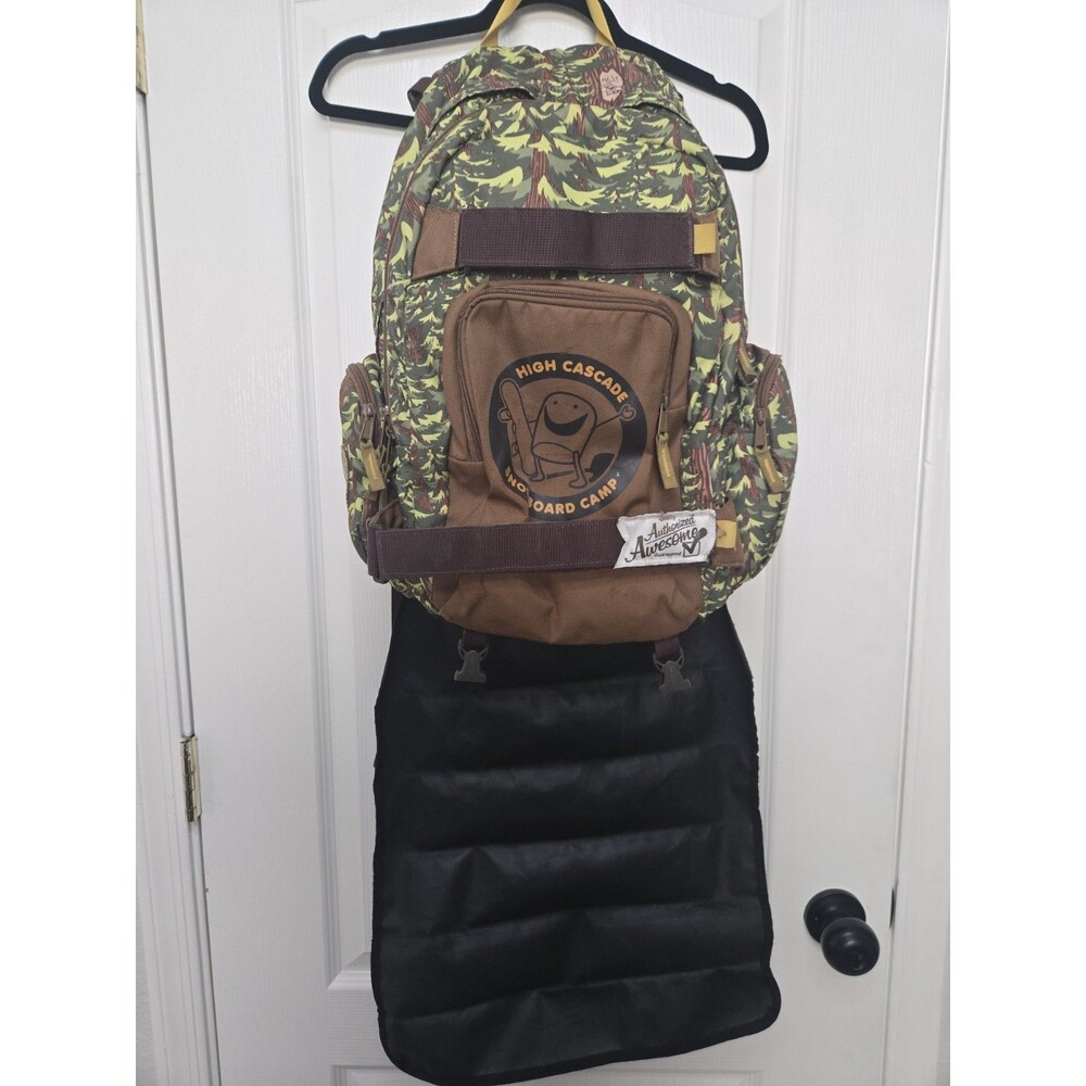 Vtg Burton High Cascade Snowboard Camp HCSC Backpack Camo Green Marshmallow